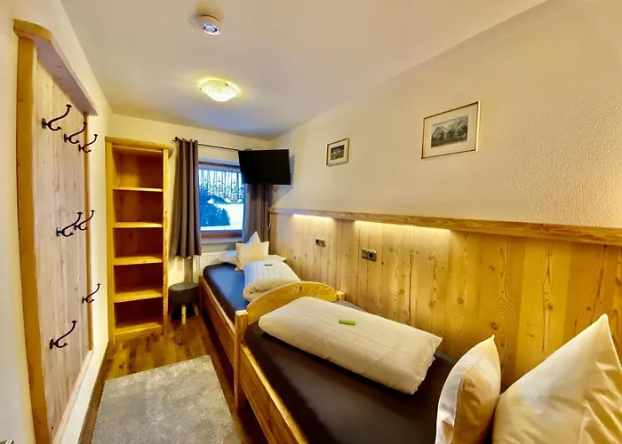 Gaestehaus Laercheck * Berchtesgaden